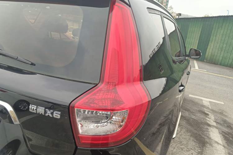 Used Geely Auto Vision X6 2016 1.3T CVT Flagship Model
