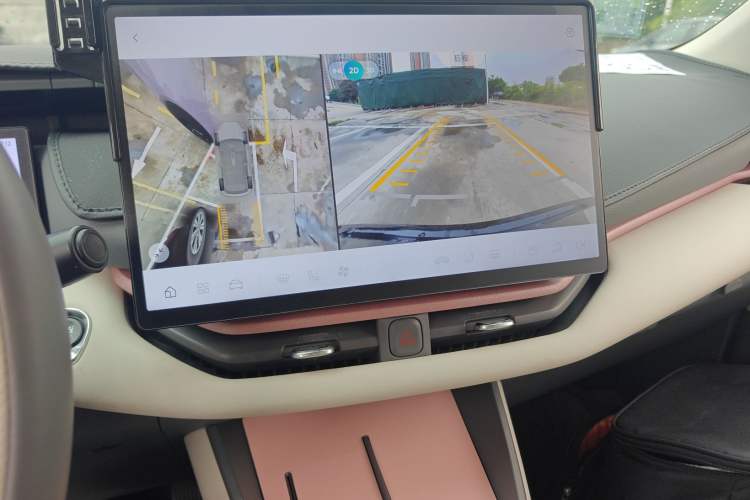 Used Lynk & Co 06 EM-P 2023 EM-P 126 Long-Range Pro