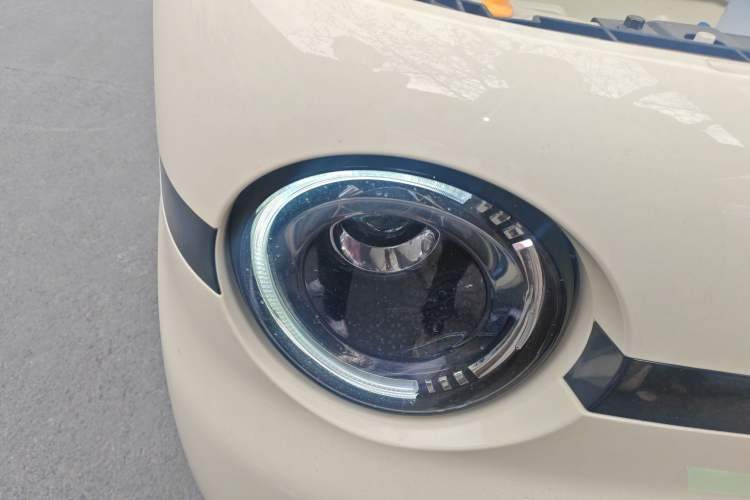 Used Geely Galaxy Panda 2025 210 km – Yuanqi Bear Right Front Headlight