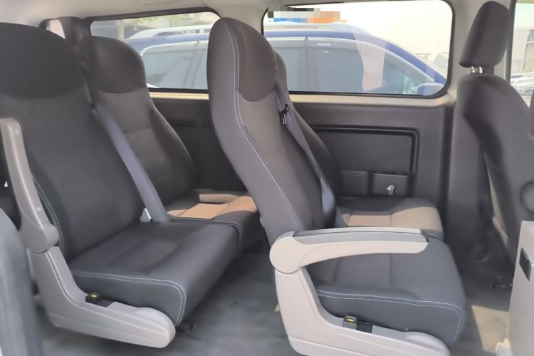 Used JAC Refine M3 2019 PLUS Maker Edition 1.8L Luxury Smart Model with 9 Seats Left Rear Seat