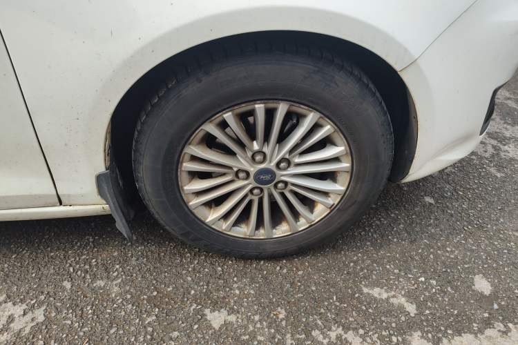 Used Ford Escort 2015 1.5L Manual Comfort Model