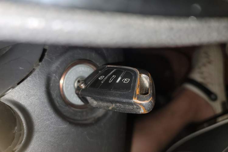 Used Mitsubishi ASX 2016 1.6L Manual Two-Wheel Drive Pioneer Edition
