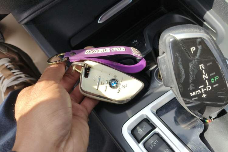 Used BMW 1 Series 2019 118i Fashion Model Vehicle Key