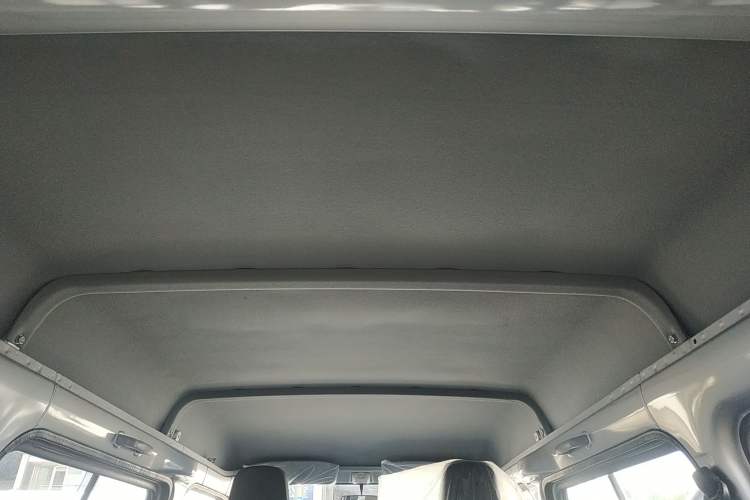 Used Wuling Zhiguang 2023 1.5L Practical Version 5/7 Seats