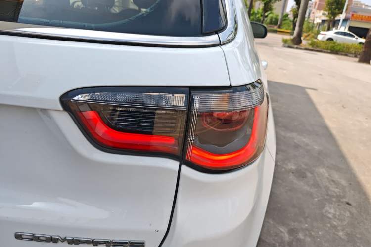 Used Jeep Compass 2017 200T Automatic Family Edition