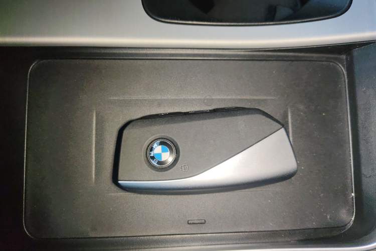 Used BMW X5 2023 xDrive 30Li Luxury M Sport Package Vehicle Key