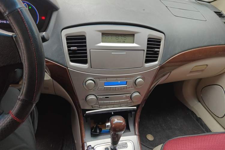 Used Mitsubishi Galant 2012 2.0L Elite Edition Audio And AC Panel