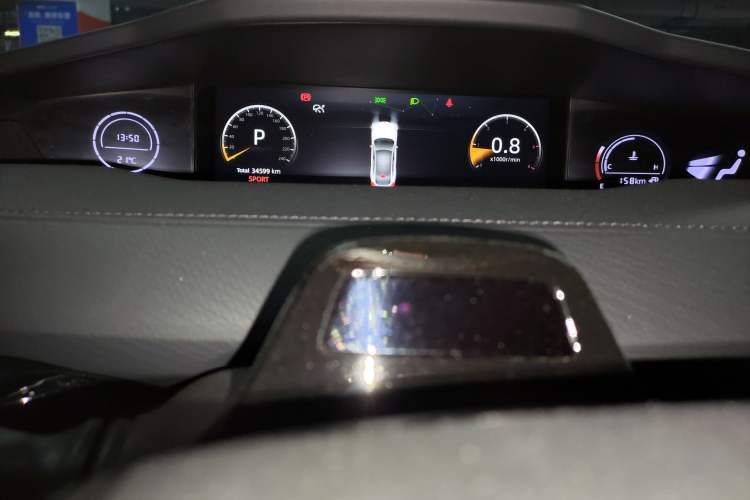 Used CHANGAN UNI-V 2022 1.5T Sport Edition Instrument Cluster