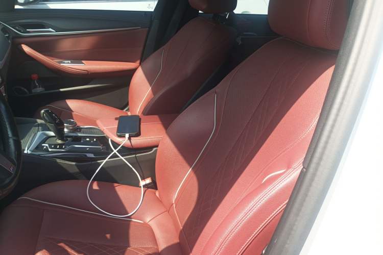 Used BMW 5 Series 2022 Second Facelift 530Li Leading Edition M Sport Package
