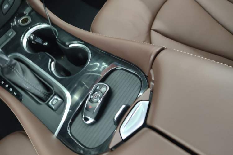 Used Buick Envision 2018 28T Four-Wheel Drive Elite Version