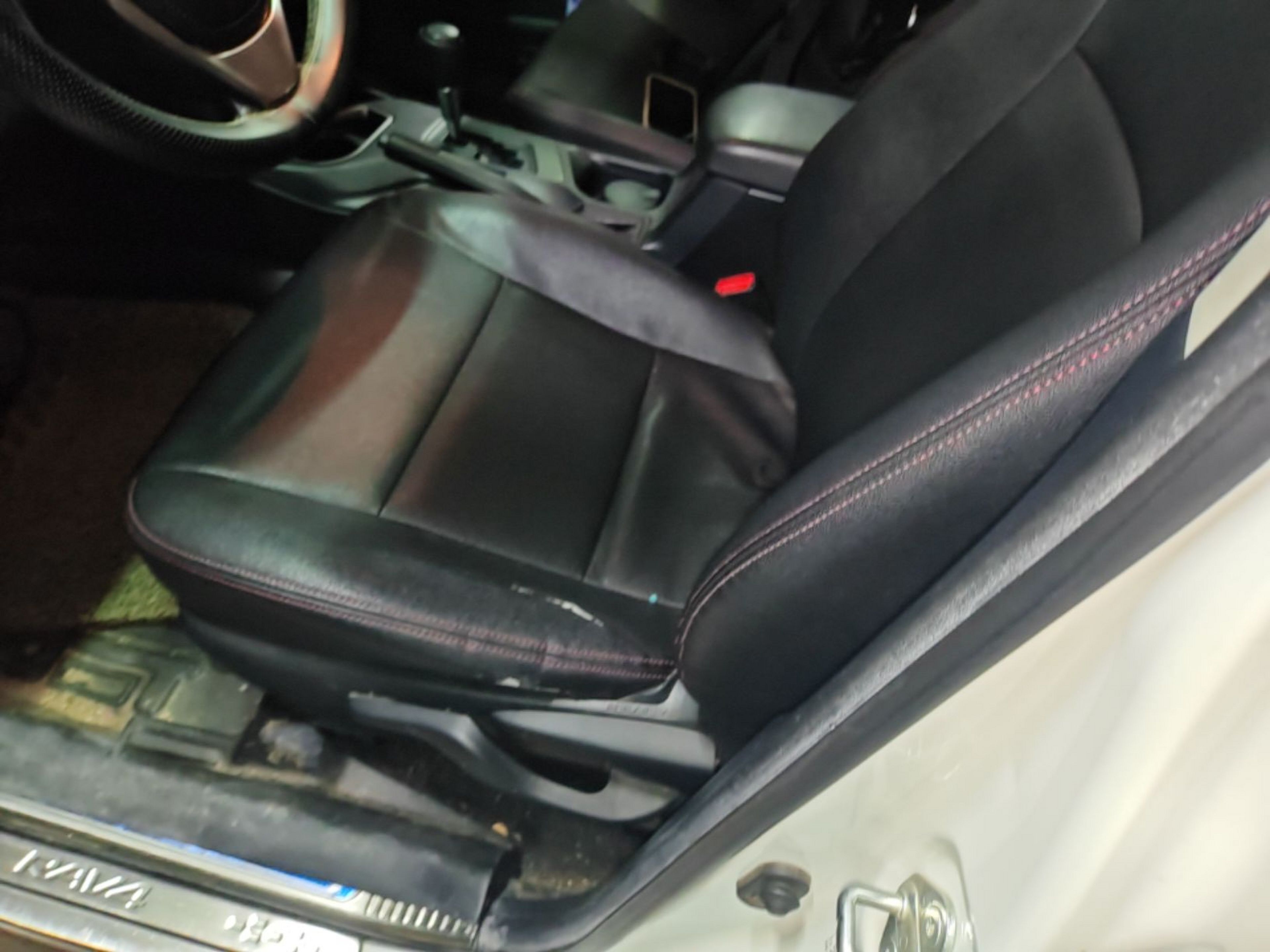 Vordere Reihe im Auto