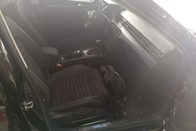 Used Volkswagen Magotan 2020 330TSI DSG Luxury Edition