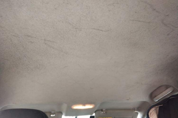 Used Venucia R50 2016 1.6L Automatic Elite Edition