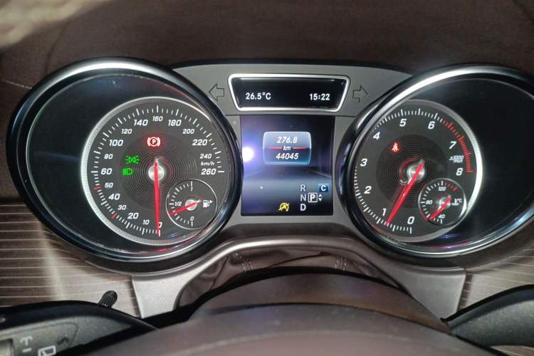 Used Mercedes-Benz GLE 2019 GLE 320 4MATIC Dynamic Edition Prestige Model Instrument Cluster