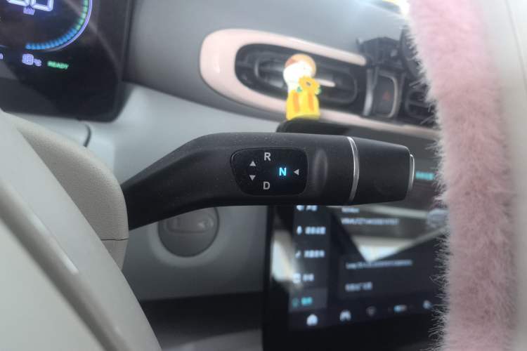 Used Leapmotor T03 2025 403 Comfort Edition Gear Lever