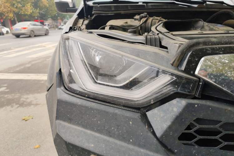 Used Isuzu D-MAX 2021 1.9T Automatic 4x4 Diesel Global Huan Dong RZ4E
