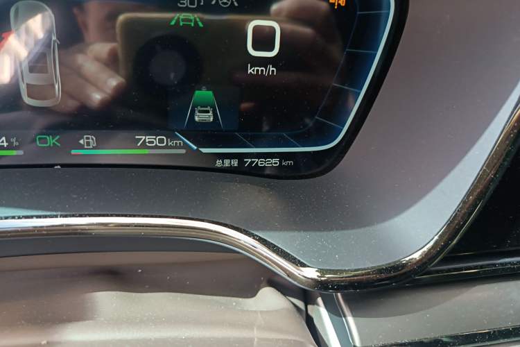 Used BYD Han 2022 DM-i 121KM Prestige Model Odometer Close Up