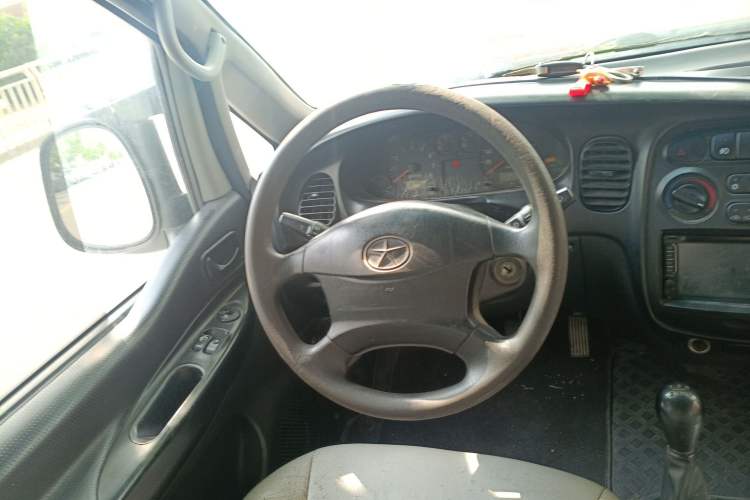 Used JAC Group Refine 2015 2.0L Shuttle Gasoline Long-Wheelbase Standard Version HFC4GA3-3D Steering Wheel