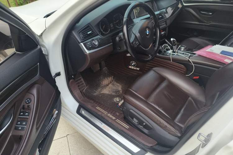 Used BMW 5 Series 2014 525Li Luxury Design Package