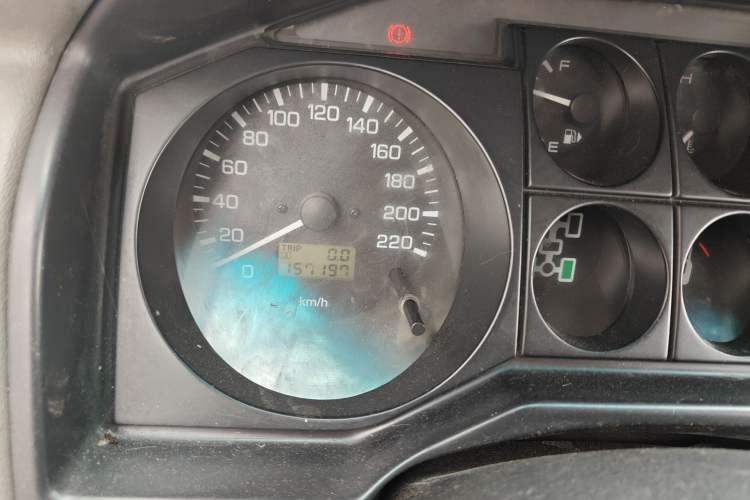 Used Mitsubishi Pajero 2008 V73 3.0L MT GL Odometer Close Up