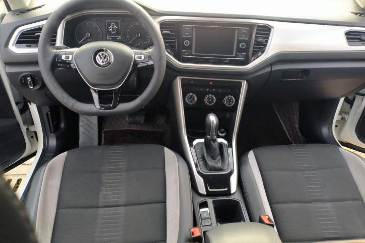 Used Volkswagen T-ROC 2020 280TSI DSG Two-Wheel-Drive Elite Version
