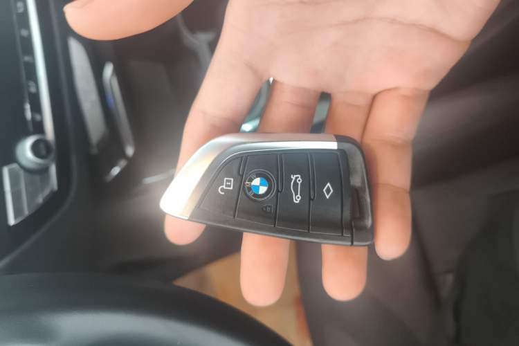 Used BMW X3 2020 xDrive28i Luxury Package Vehicle Key