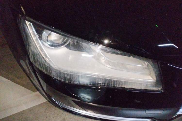 Used Audi A8 2011 A8L 3.0 TFSI quattro Luxury Edition (213kW) Right Front Headlight