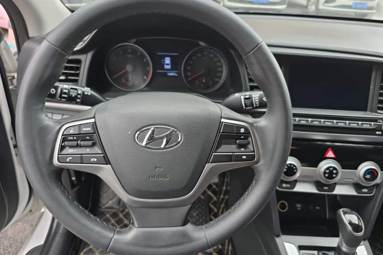 Used Hyundai Elantra (6th Generation / Lingdong) 2019 1.5L CVT ZhiXuan – Elite Version Steering Wheel