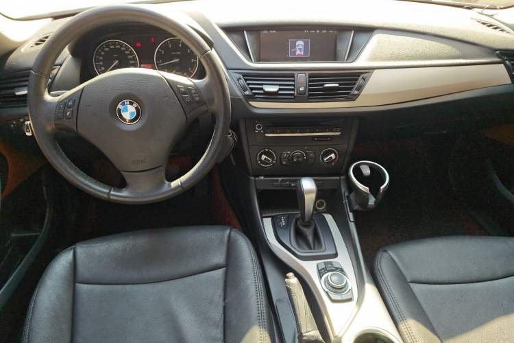 Used BMW X1 2013 sDrive18i Fashion Model
