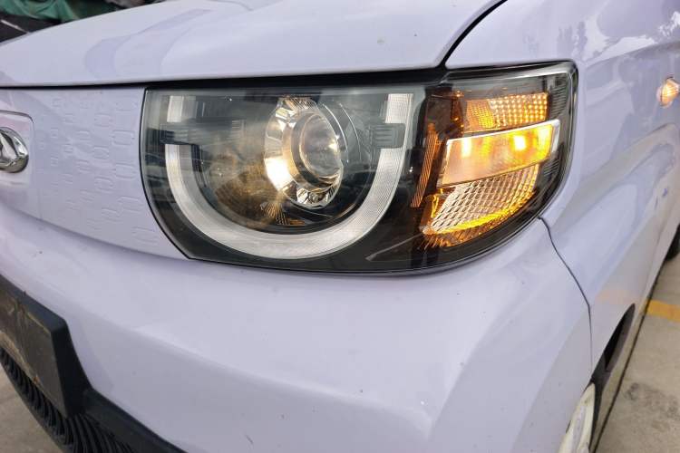 Used Chery QQ Ice Cream 2022 170km Sundae Phosphate Lithium-Ion