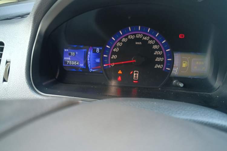 Used BYD M6 2013 2.4L Manual Luxury Model
