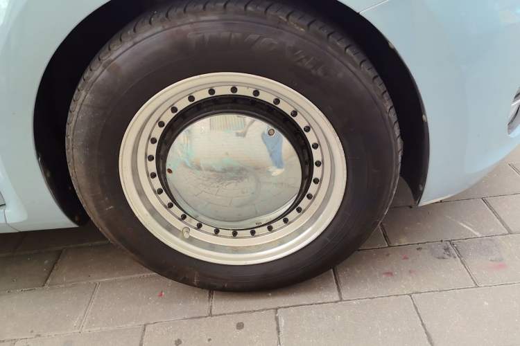 Used Volkswagen Beetle 2015 180TSI model
