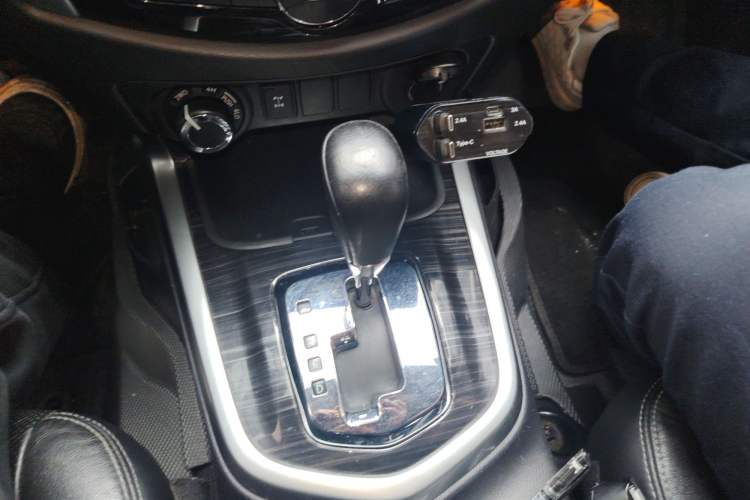 Used Nissan Terra 2020 2.5L XV 4WD Automatic Four-Wheel Drive Flagship Edition
