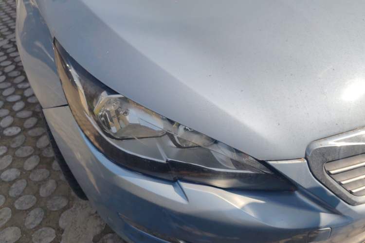 Used Peugeot 308S 2015 1.6T Automatic Jingchi Edition Right Front Headlight