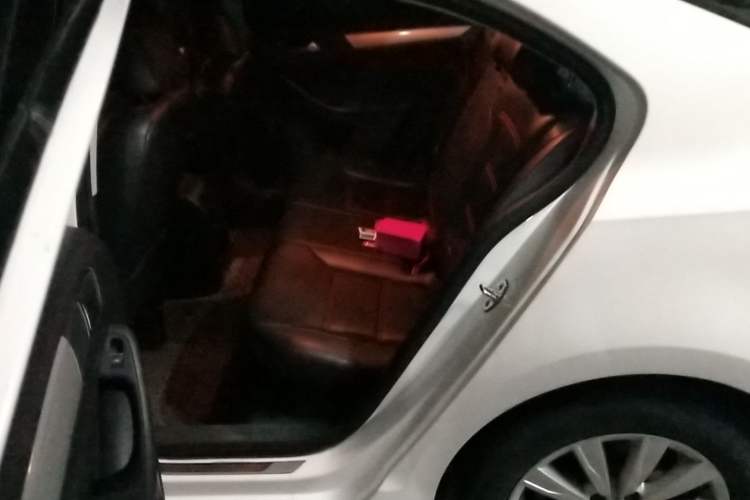 Used Volkswagen Sagitar 2014 Revised Version 1.6L Automatic Comfort Edition