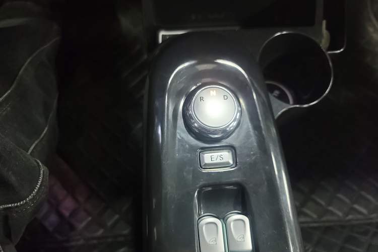 Used CHANGAN NEVO Lumin 2024 205km Launch Edition Gear Lever