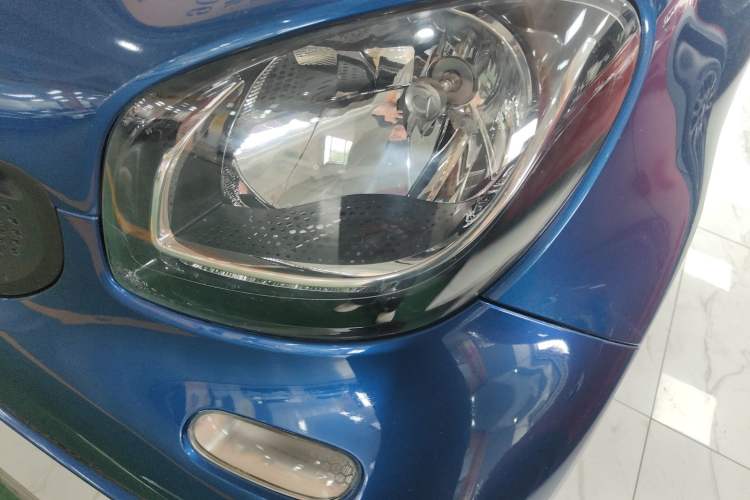Used smart fortwo 2018 1.0L 52kW Hardtop Dynamic Version China V Left Front Headlight