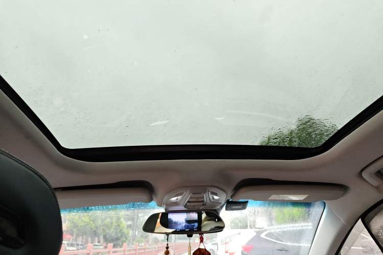 Used Baojun RM-5 2019 1.5T CVT 24-Hour Online Prestige Version 6 Seats Headliner