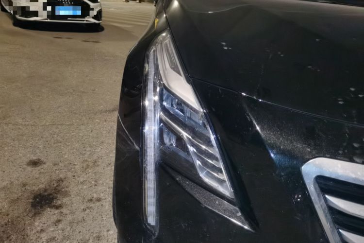 Used Cadillac CT6 2017 40T Luxury Model Right Front Headlight