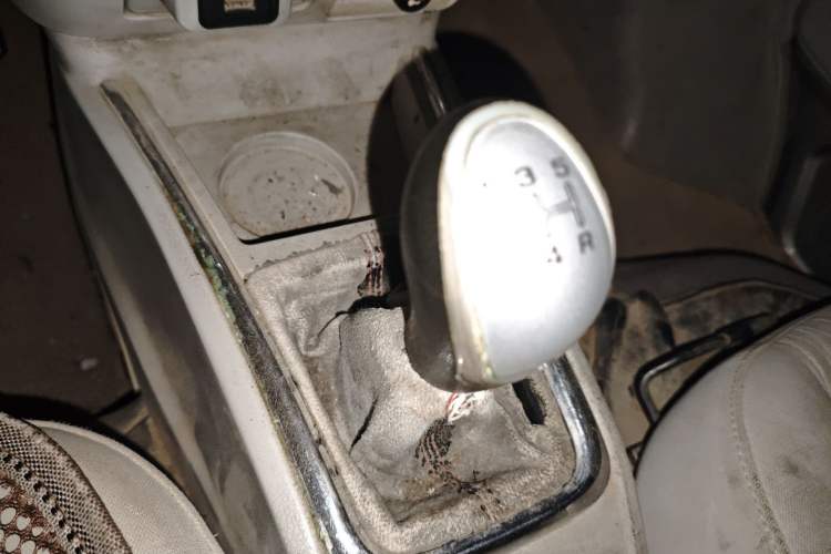 Used Jinbei New Hiace X30L 2016 1.3L Wealth Edition DLCG12
