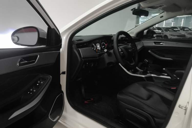 Used Chery Arrizo 5 2019 1.5L Manual Zizai Edition China V Standard Driver Seat