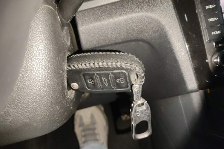 Used Volkswagen Jetta 2017 1.5L Automatic Fashion Model Vehicle Key