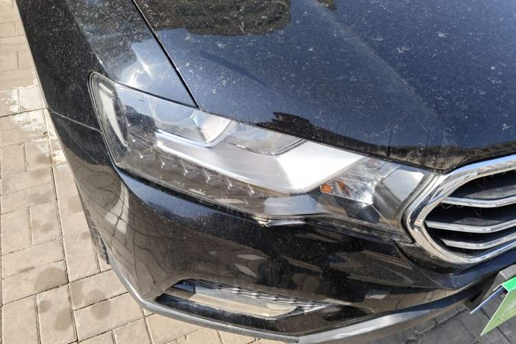 Used Haval H6 Coupe 2015 Blue Label 2.0T Automatic Two-Wheel Drive Elite Model Right Front Headlight