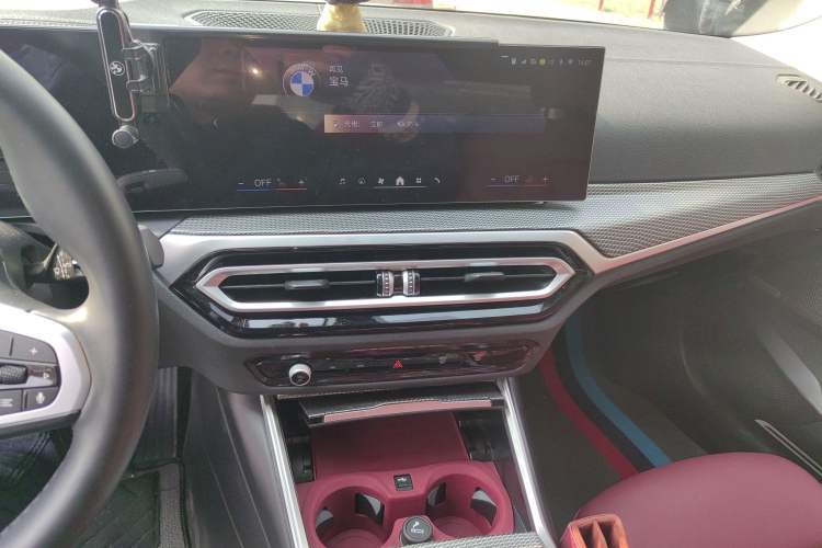 Used BMW i3 2024 eDrive 35 L
