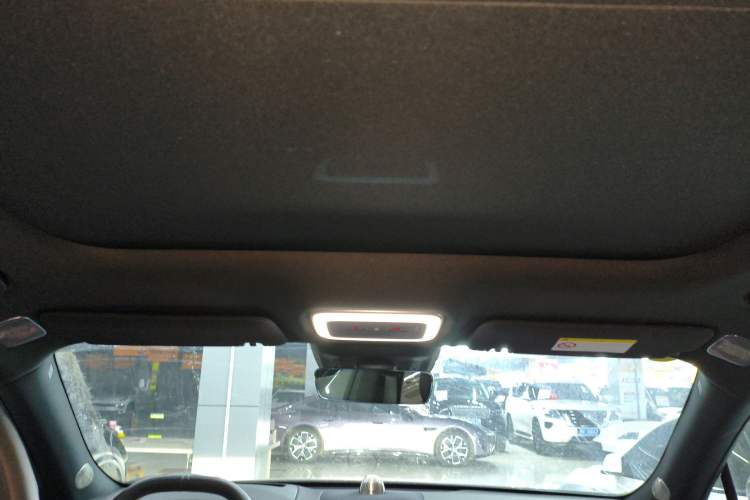 Used Zeekr 7X 2025 100 kWh Long-Range Rear-Wheel Drive with Intelligent Driving Features Headliner