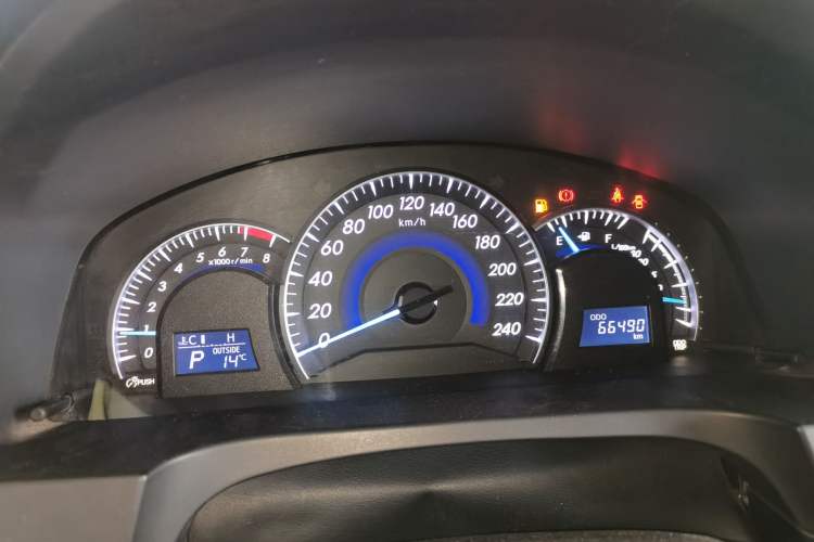 Used Toyota Camry 2016 2.0G 10th Anniversary Leading Edition