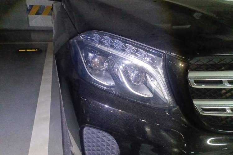 Used Mercedes-Benz GLS 2018 Facelift GLS 320 4MATIC Right Front Headlight