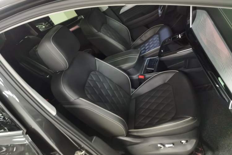 Used Volkswagen Talagon 2021 530TSI Four-Wheel Drive Flagship Shengjing Edition Pro Right Front Seat