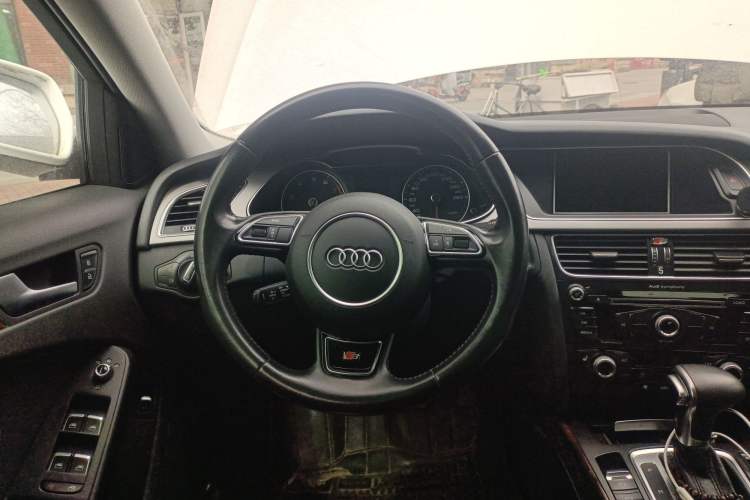 Used Audi A4L 2016 35 TFSI Collection Edition S line Comfort Model