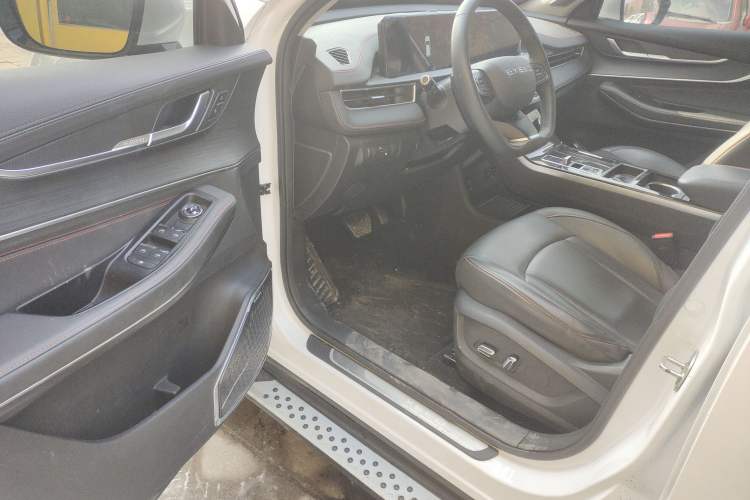 Used EXEED Zhuifeng C-DM 2022 1.5 TCI-DHT 105 km "Chengfeng Qi" Edition